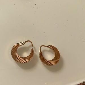Gold earrings